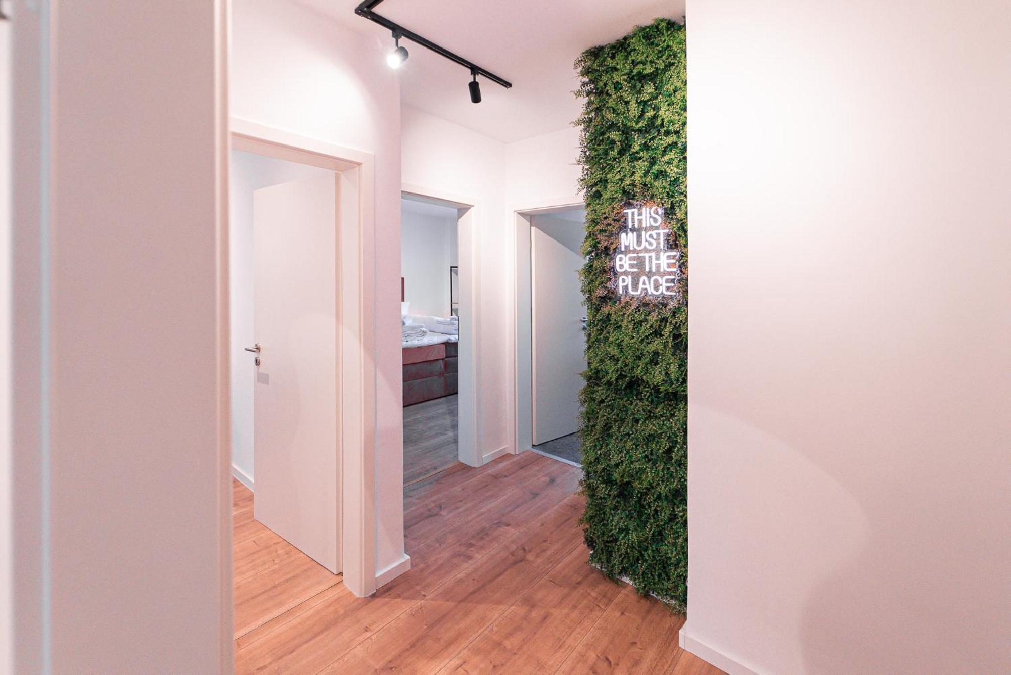 Unique Gneisenau Wohlfuehloase Apartment อูล์ม ภายนอก รูปภาพ