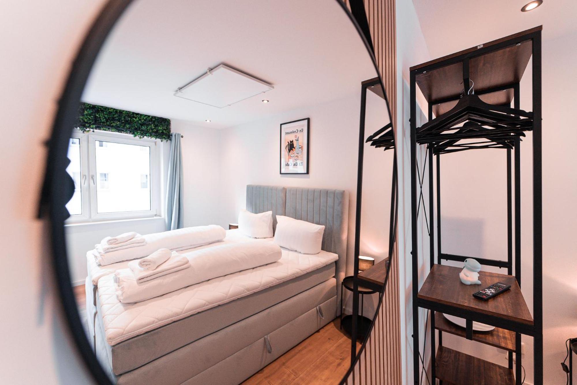 Unique Gneisenau Wohlfuehloase Apartment อูล์ม ภายนอก รูปภาพ