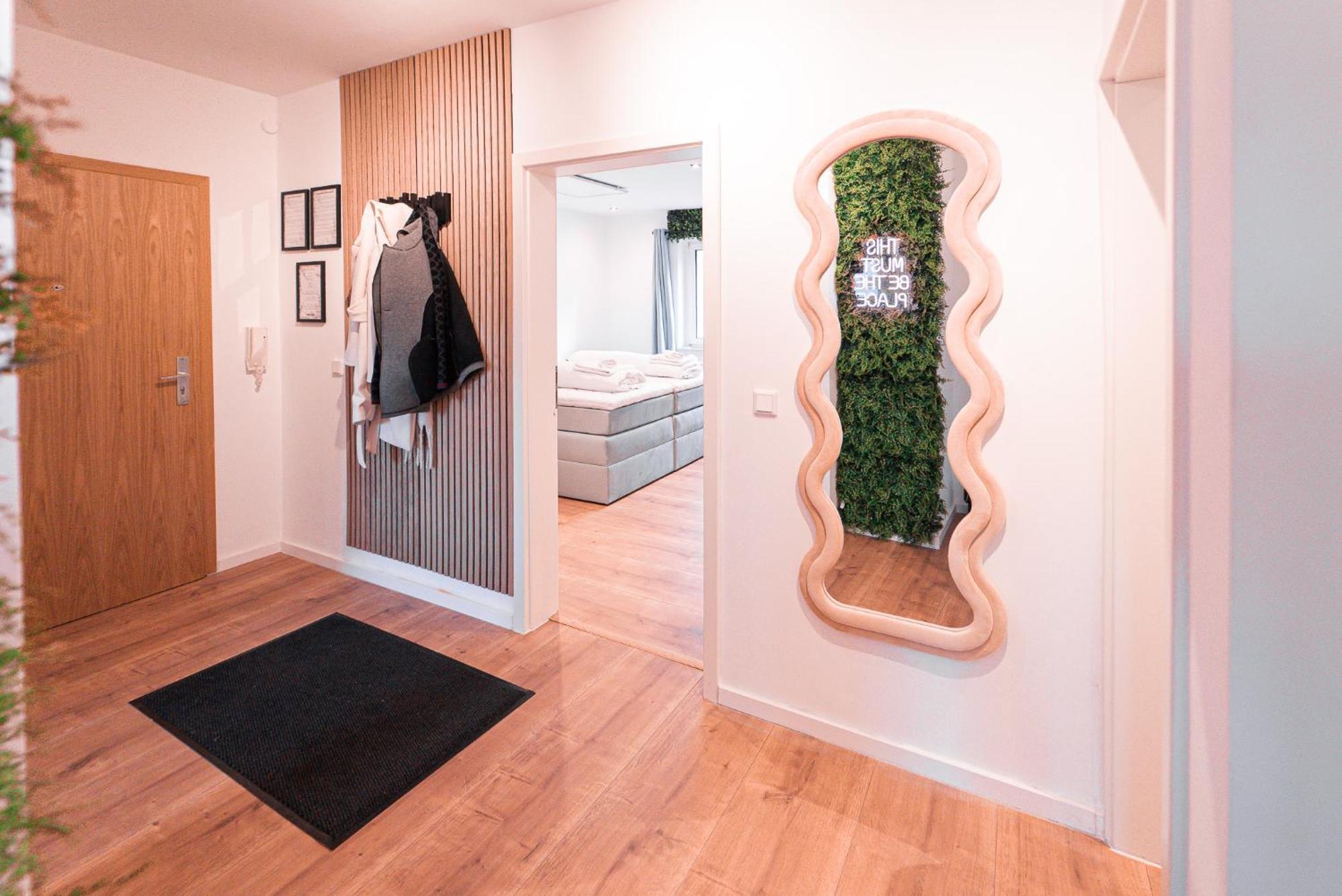 Unique Gneisenau Wohlfuehloase Apartment อูล์ม ภายนอก รูปภาพ